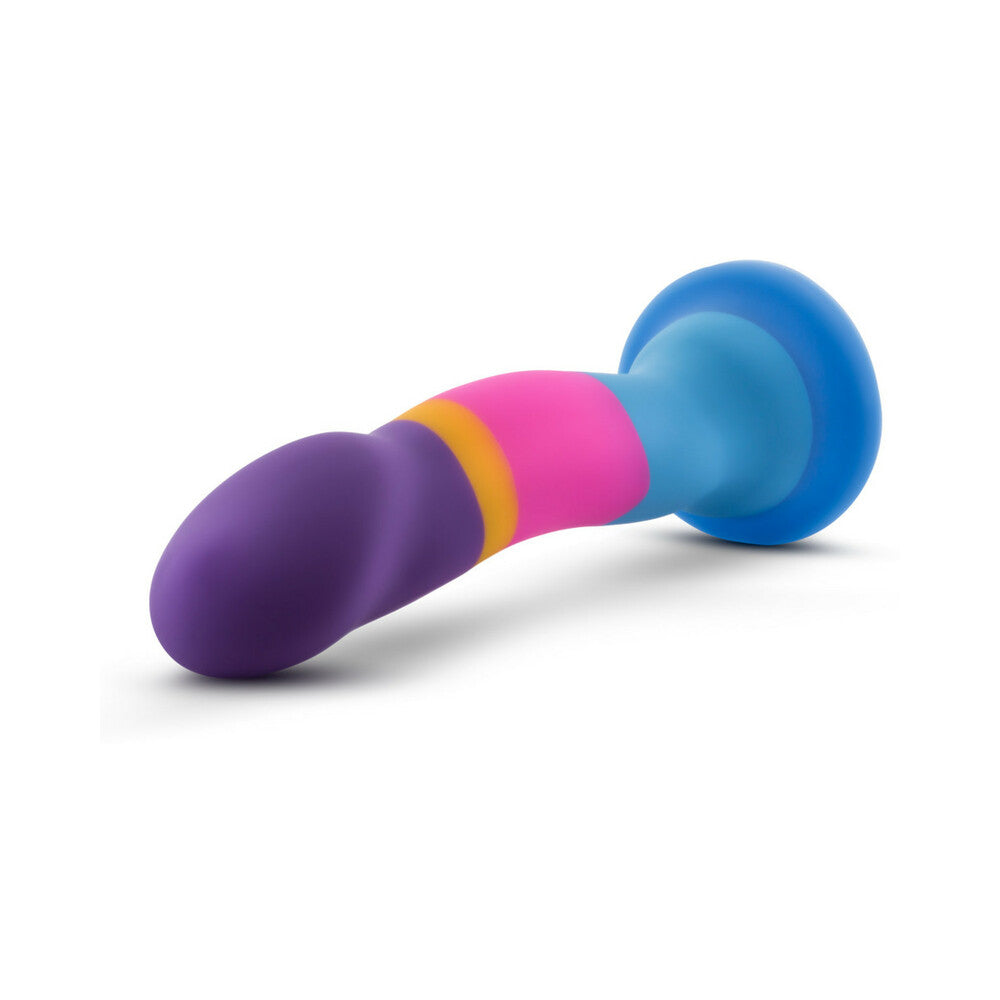 Avant D1 Hot 'n' Cool Silicone Suction Cup Dildo showcasing its design as a non-phallic dildo with suction cup. Available at SugarX in Sex Toys in the Dildo collection.
